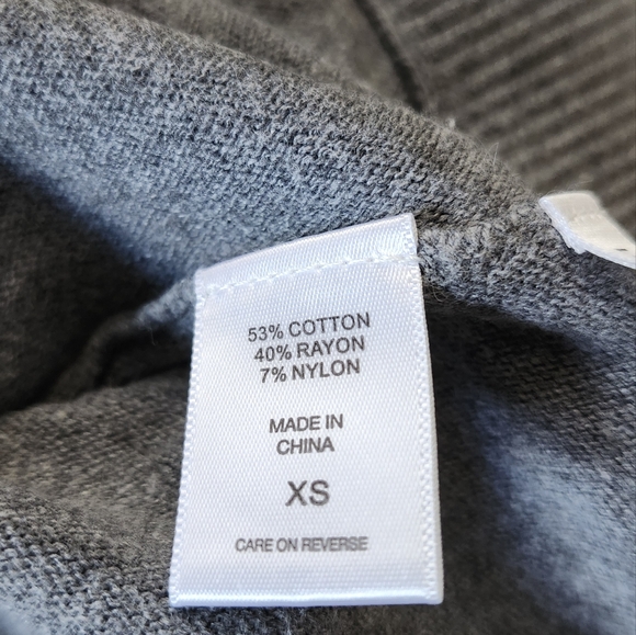 New York and Company XS SWEATER - Picture 3 of 5